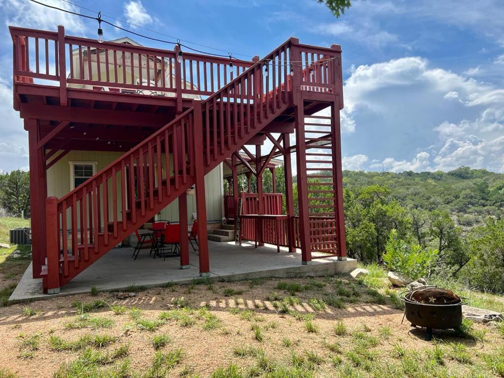 Entire 2Br 2Ba Hilltop View Home Sleeps 7 Pets 4 Acres Jacuzzi Central Ac Kingbeds Free Wifi-Parking Kitchen Washerdryer Starry Terrace Two Sunset Dining Patios Grill Stovetop Oven Fridge Onsitewoodedhiking Wildlife Coveredpatio4Pets & Birds Singing! Marble Falls Zewnętrze zdjęcie