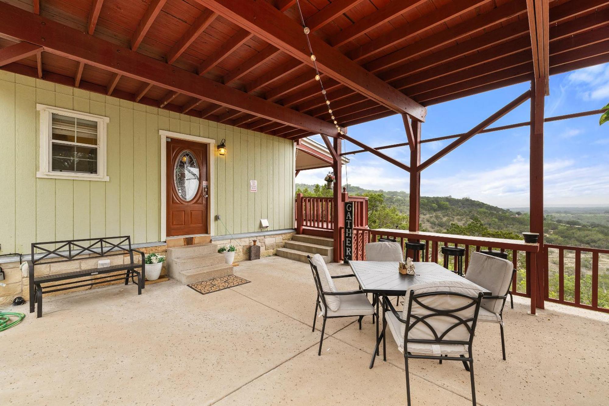 Entire 2Br 2Ba Hilltop View Home Sleeps 7 Pets 4 Acres Jacuzzi Central Ac Kingbeds Free Wifi-Parking Kitchen Washerdryer Starry Terrace Two Sunset Dining Patios Grill Stovetop Oven Fridge Onsitewoodedhiking Wildlife Coveredpatio4Pets & Birds Singing! Marble Falls Zewnętrze zdjęcie