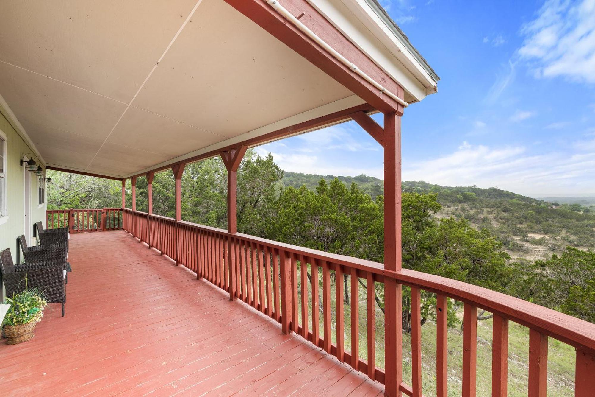 Entire 2Br 2Ba Hilltop View Home Sleeps 7 Pets 4 Acres Jacuzzi Central Ac Kingbeds Free Wifi-Parking Kitchen Washerdryer Starry Terrace Two Sunset Dining Patios Grill Stovetop Oven Fridge Onsitewoodedhiking Wildlife Coveredpatio4Pets & Birds Singing! Marble Falls Zewnętrze zdjęcie